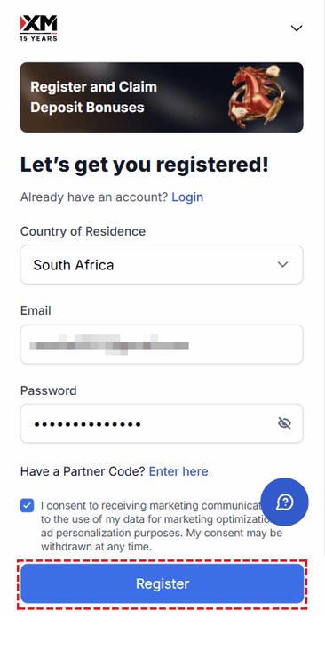 XM registration form with fields for country, email, password, and a submit button